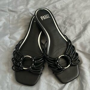 Lightly worn Paige daya sandals, size 6